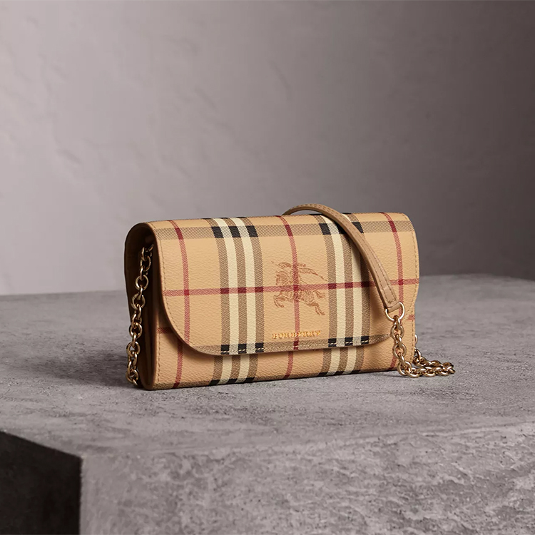 Sale Alert: Burberry Digital Outlet Extra 25% Off Sale - Elle Blogs