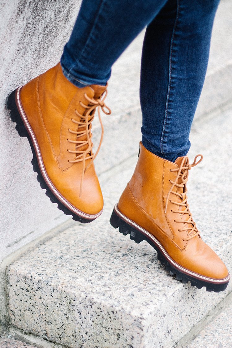 Review: Madewell The Citywalk Lugsole Lace-Up Boots - Elle Blogs