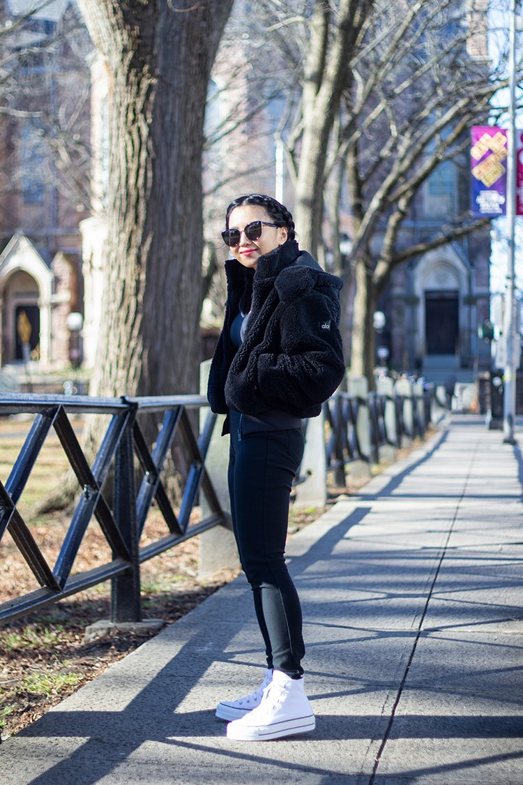 Sale Alert Alo Yoga Black Friday Early Access Elle Blogs